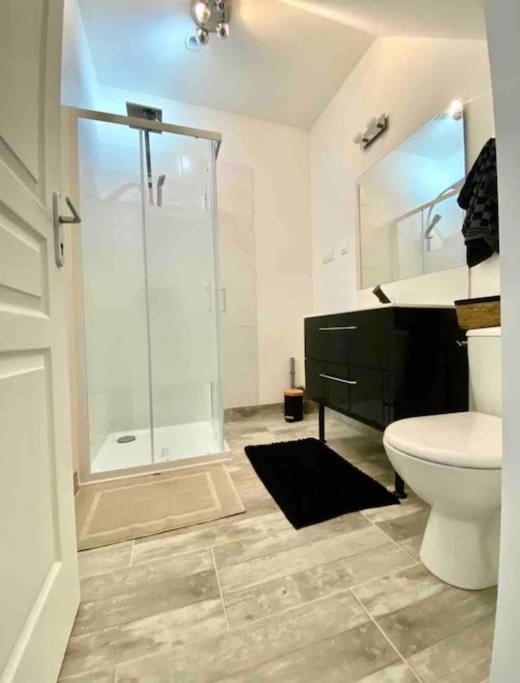 Appartement Centre Ville Saint-Amand-Montrond Exterior foto