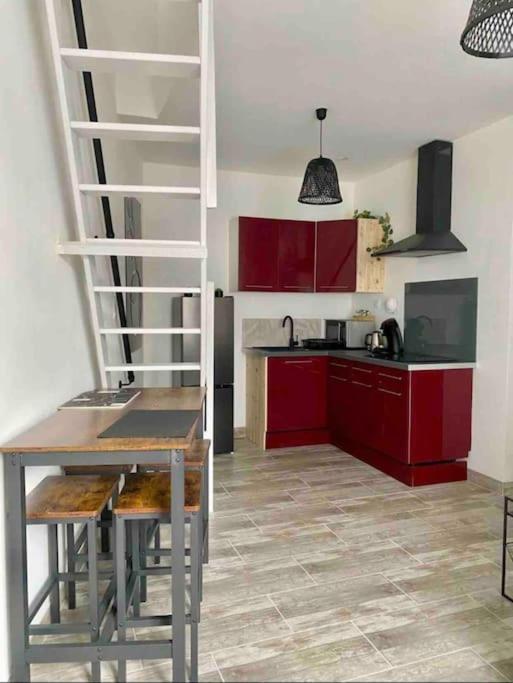 Appartement Centre Ville Saint-Amand-Montrond Exterior foto